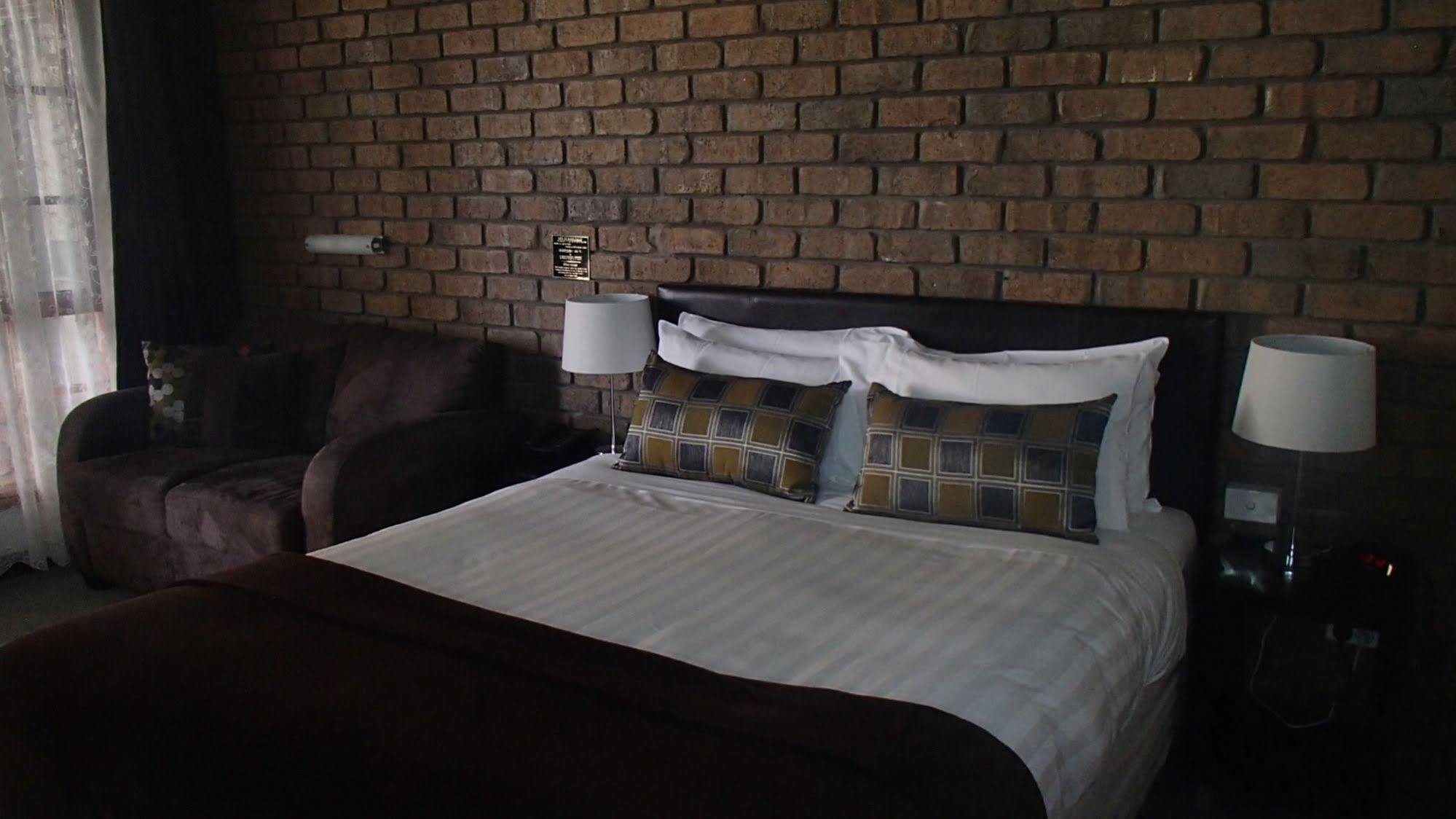 City Colonial Motor Inn Mildura Buitenkant foto